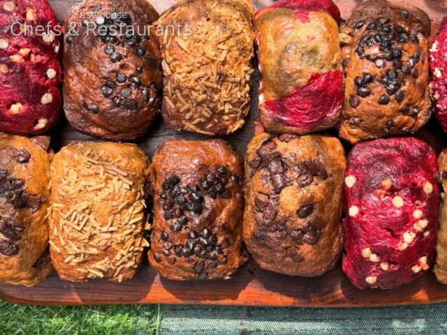 Banana breads (Nutty Mix variants)