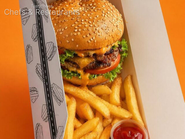 burger + fries & ketchup
