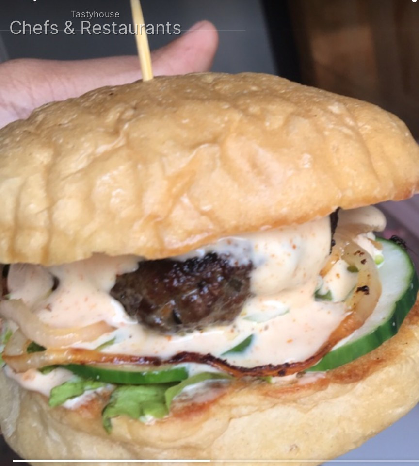Medium burgers
