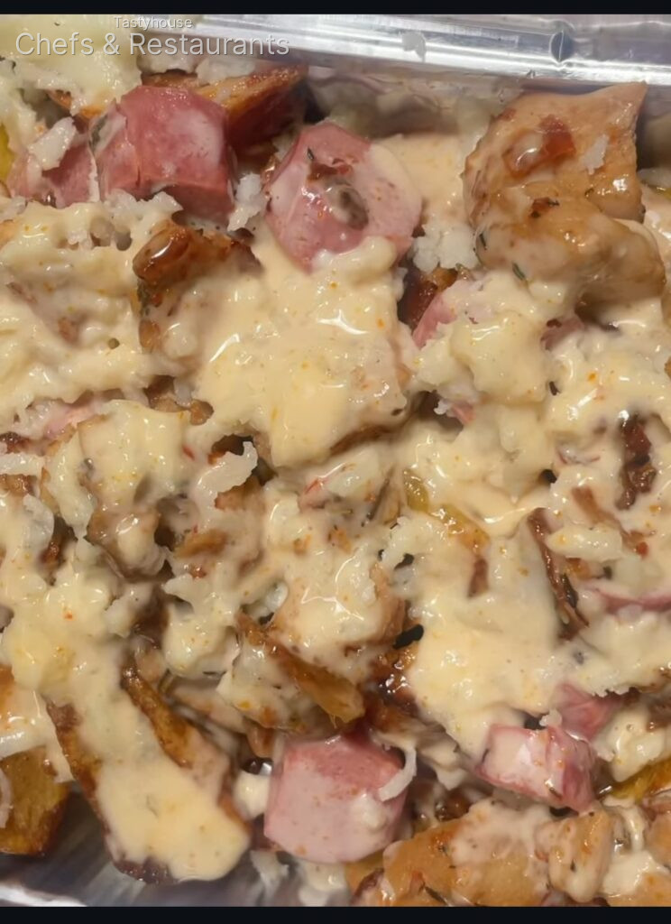 Tender juicy chicken bits x melted cheese