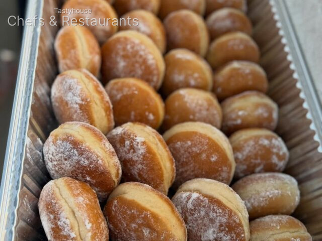50pcs mini donuts