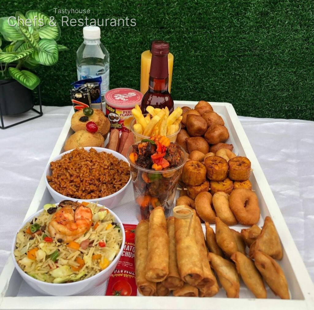 Food tray