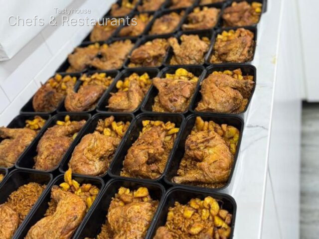 FOOD IN TAKEAWAY PACKS