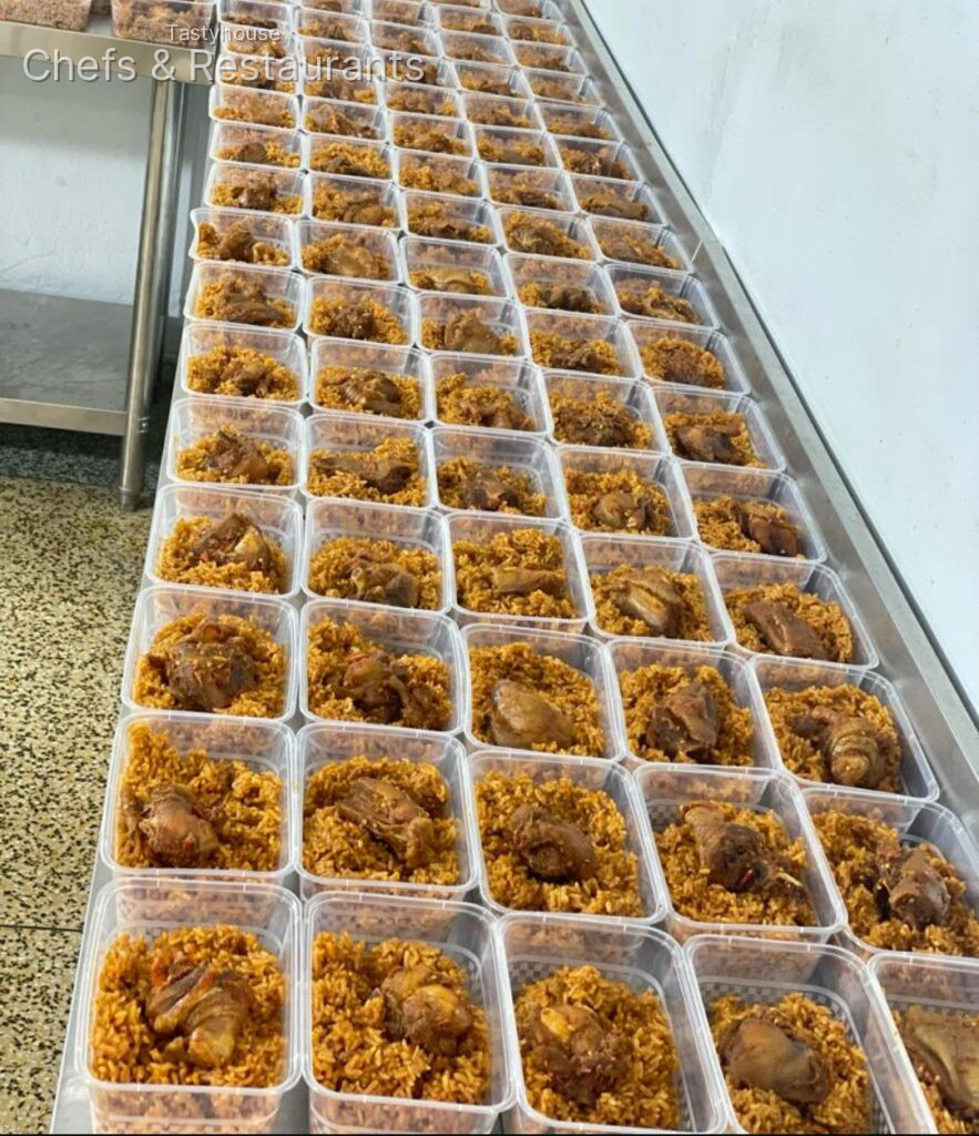 FOOD IN TAKEAWAY PACKS