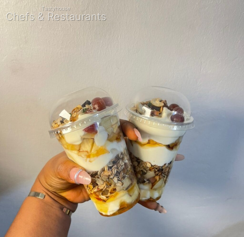 Fruit parfait