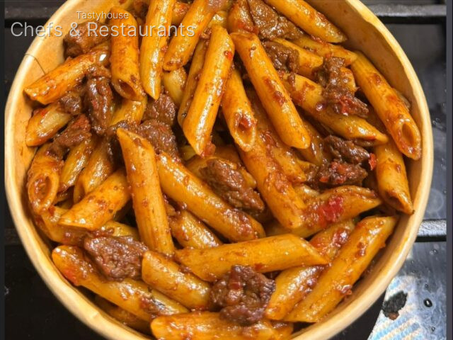 Beef penne pasta and chicken