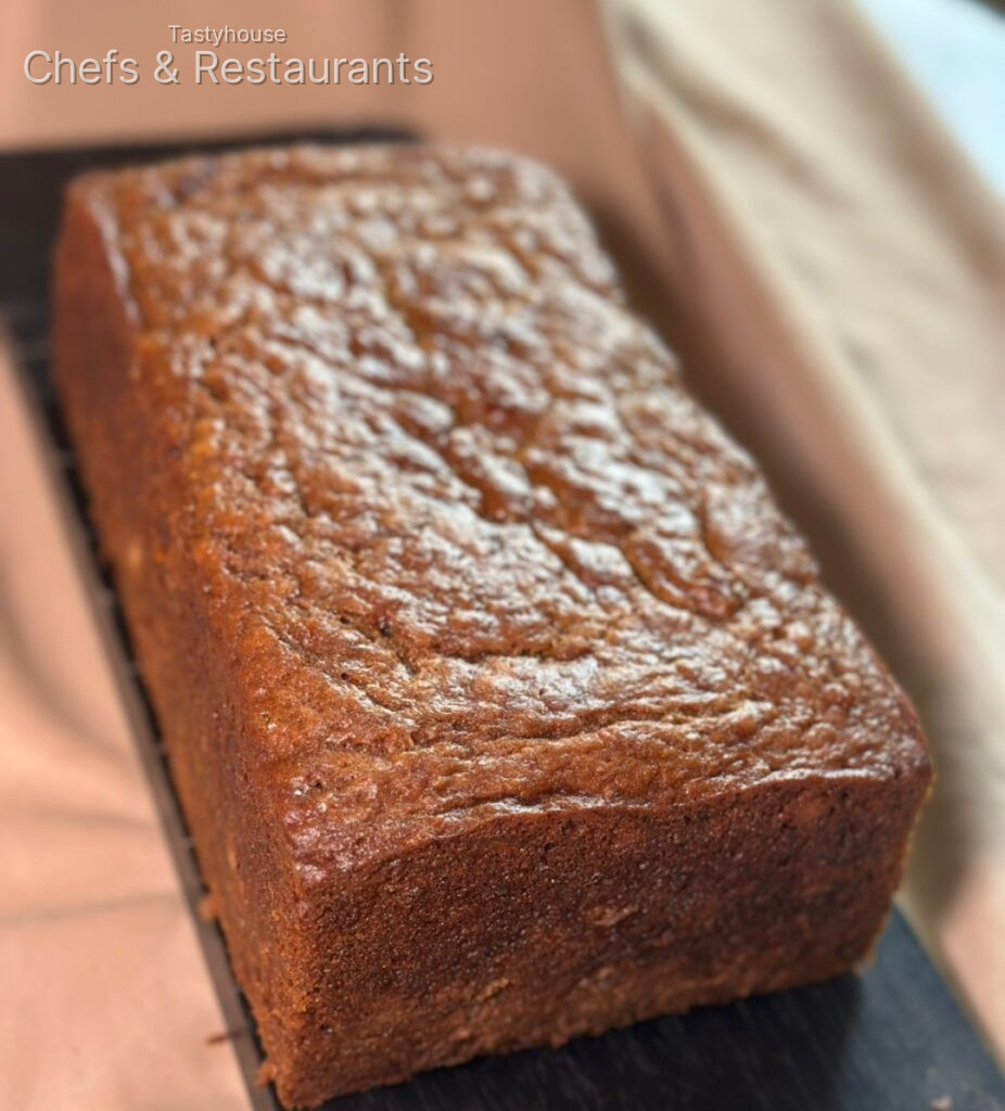 Bananas bread loaf