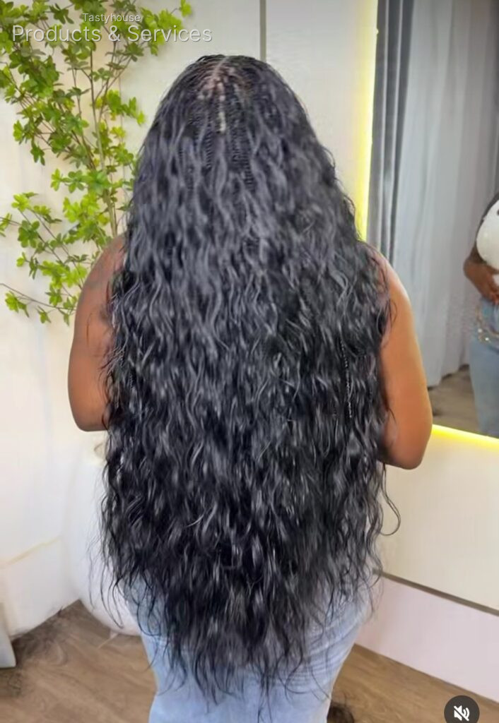 Laurel loose wave