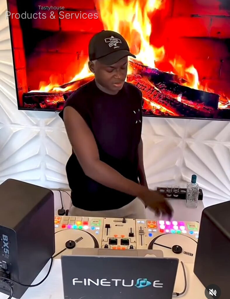 dj.finetune
