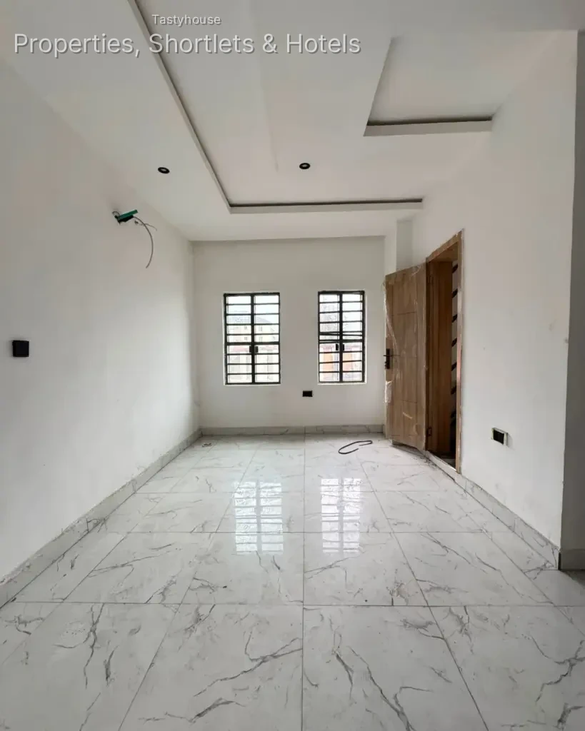 2 – Bedroom Apartment