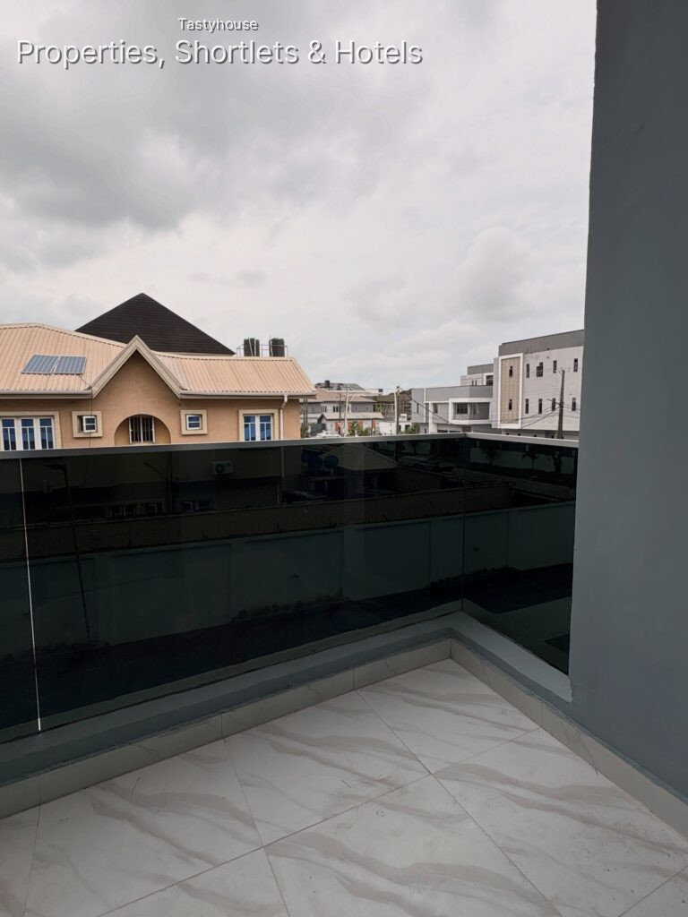 BRAND NEW 2-BEDROOM APARTMENT