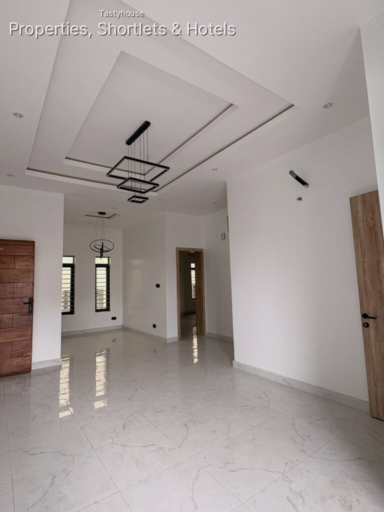 BRAND NEW 2-BEDROOM APARTMENT