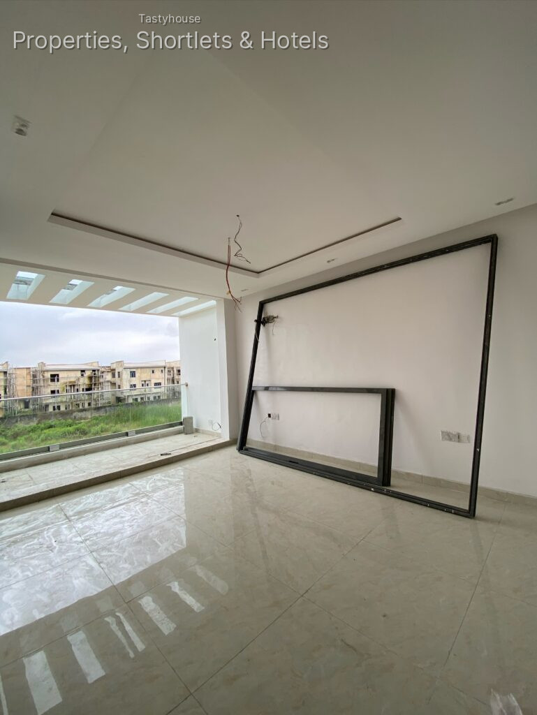 4 – BEDROOM TERRACE DUPLEX