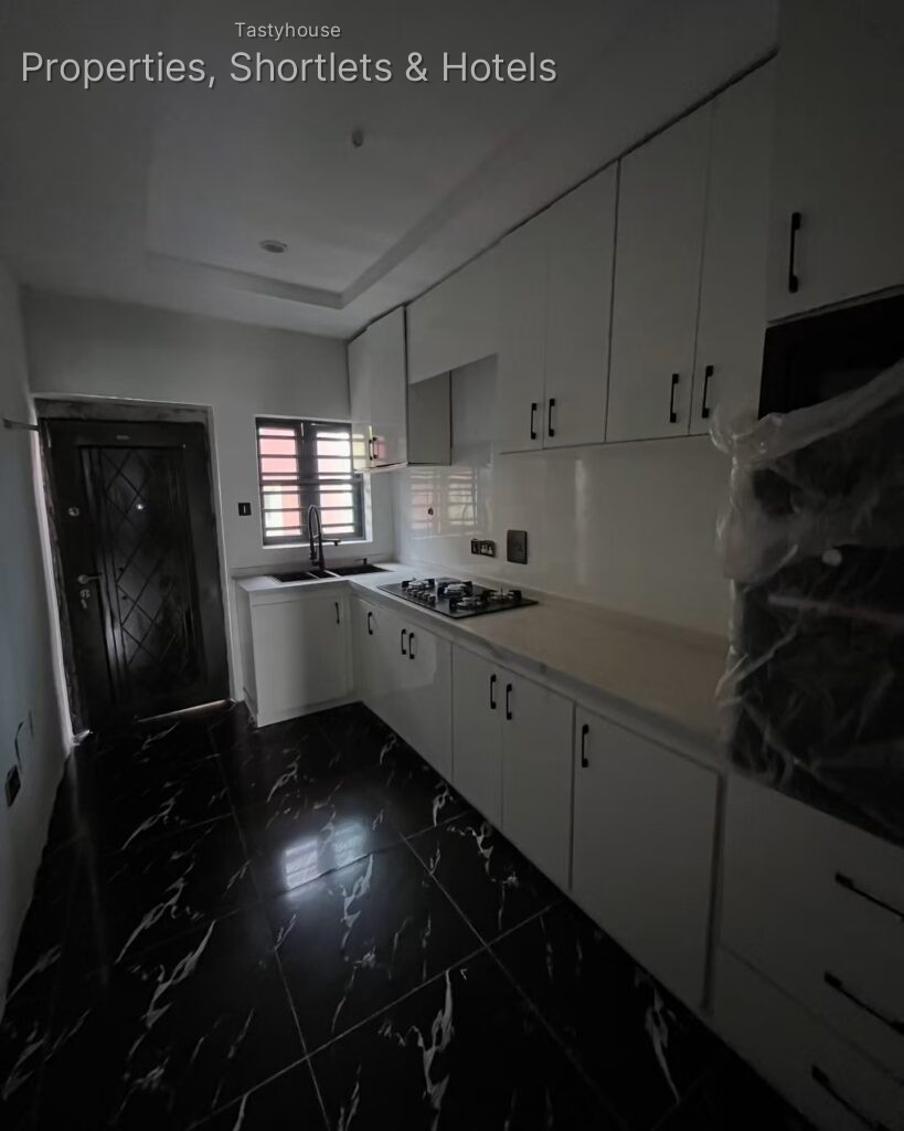 3 – Bedrooms Maisonette