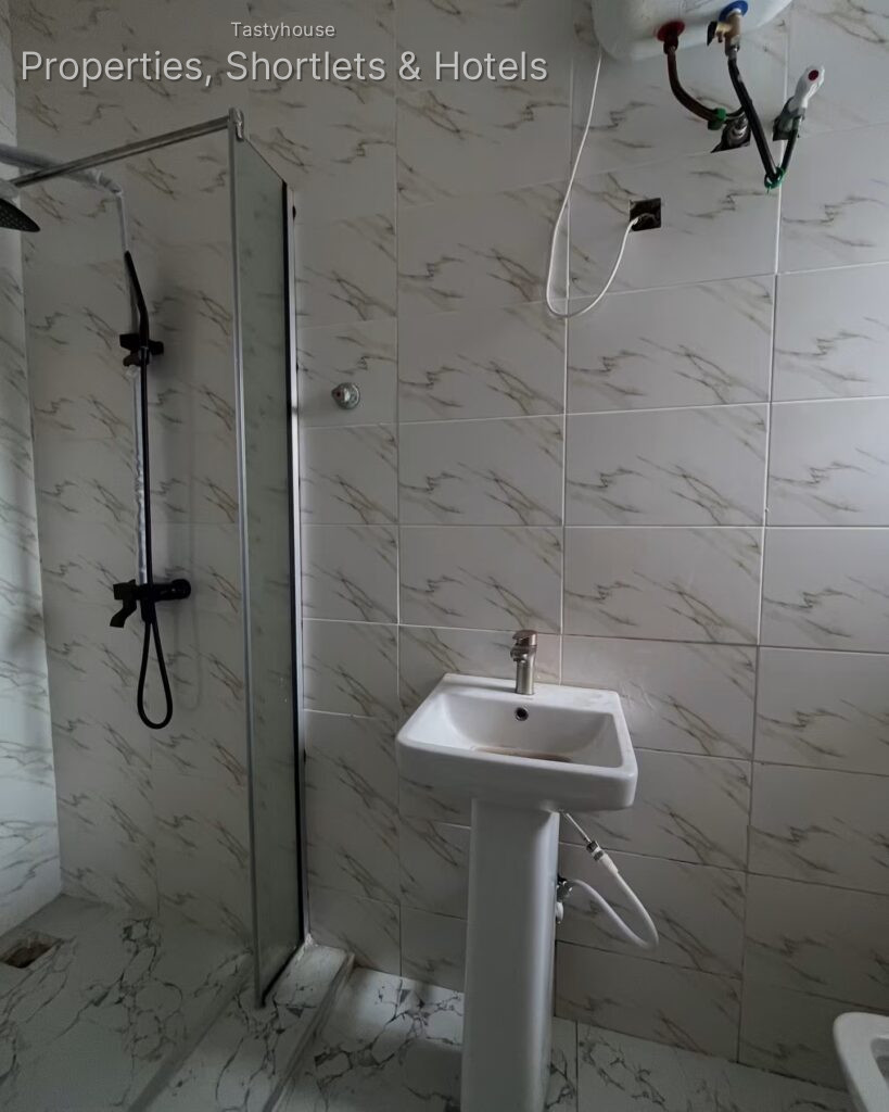 3 – Bedrooms Maisonette