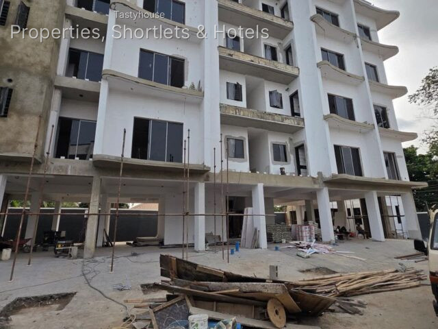 3 BEDROOM APARTMENT plus BỌ