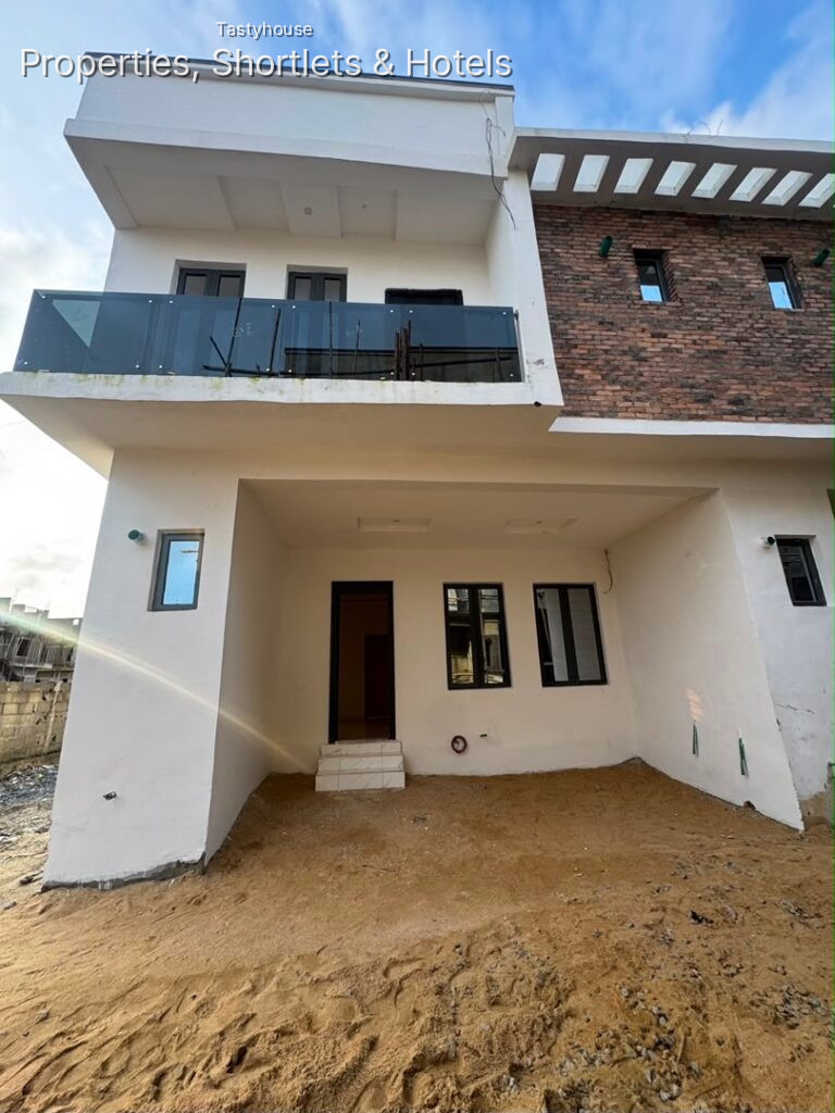 4 Bedroom Terraced Duplex