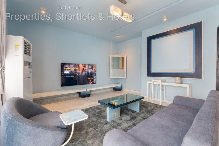 Fully Furnished 2 Bedroom