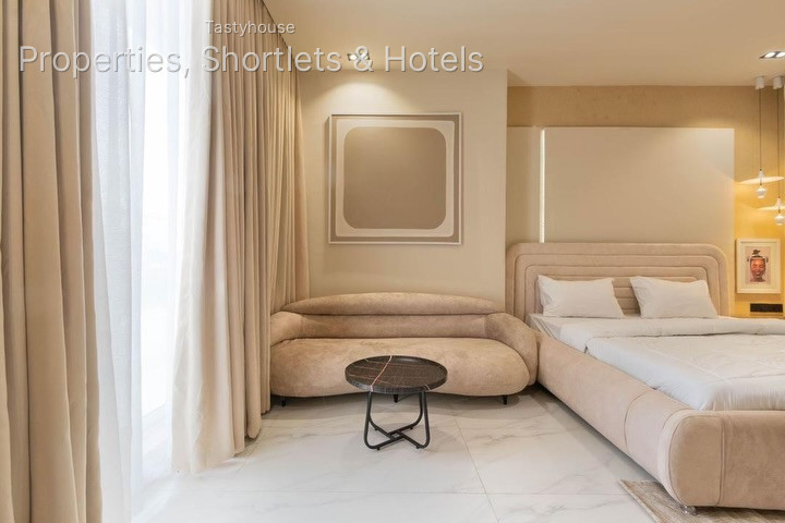 Fully Furnished 2 Bedroom