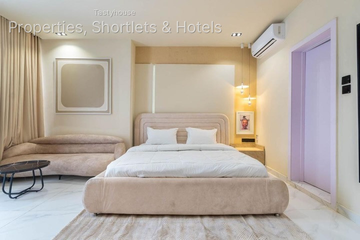 Fully Furnished 2 Bedroom