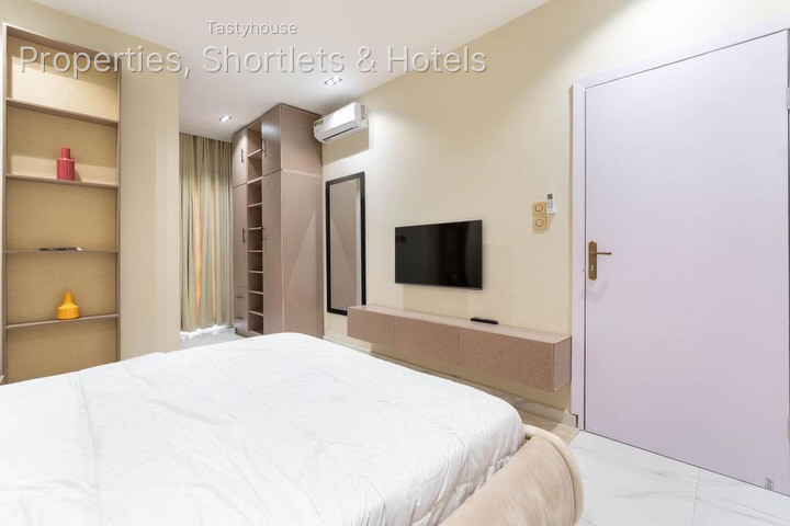 Fully Furnished 2 Bedroom