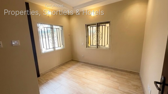 4 Bedroom Semi Detached