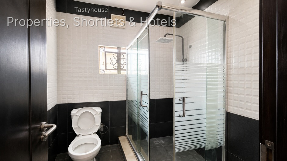 4 Bedroom Semi Detached