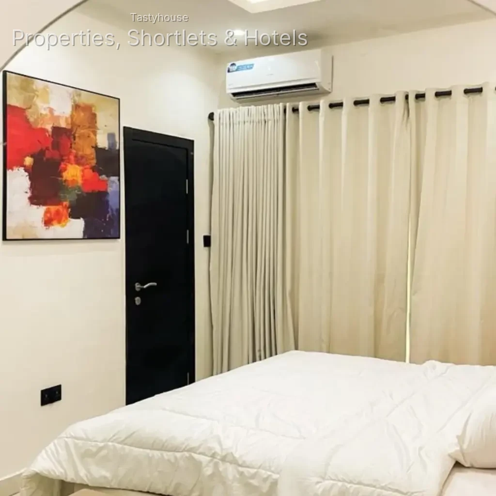 furnished 2Bedroom Apartment