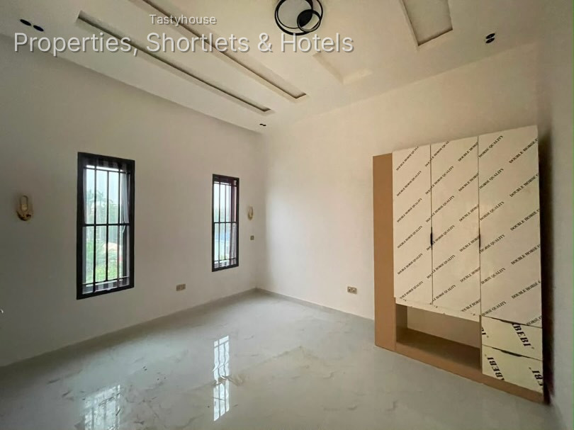 4 Spacious Bedrooms-Boys’ Quarters (BQ)Swimming pool