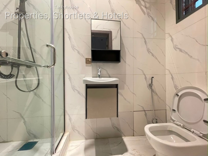 4 Spacious Bedrooms-Boys’ Quarters (BQ)Swimming pool