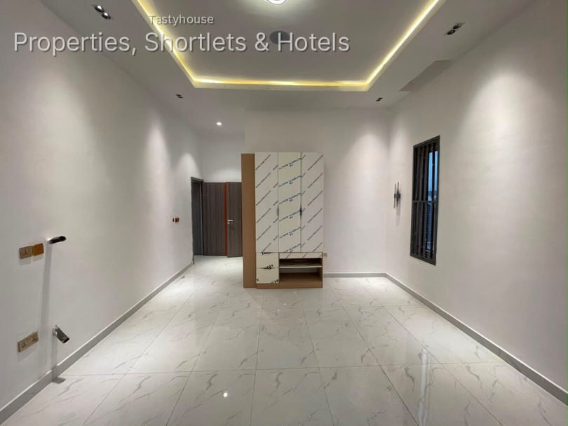 4 Spacious Bedrooms-Boys’ Quarters (BQ)Swimming pool