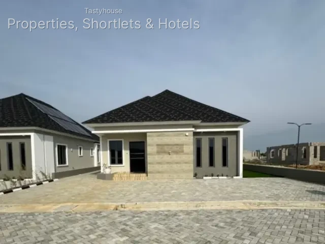 3-Bedroom + BQ4 Fully Detached