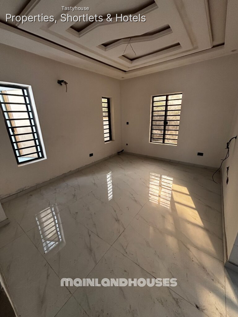 Four bedroom fully detached duplex