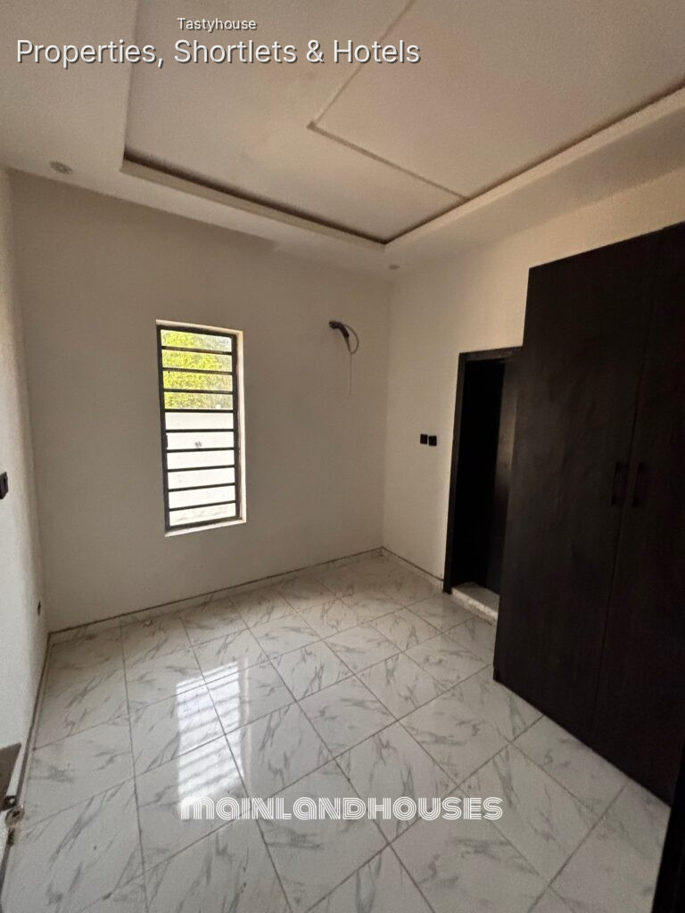 Four bedroom fully detached duplex