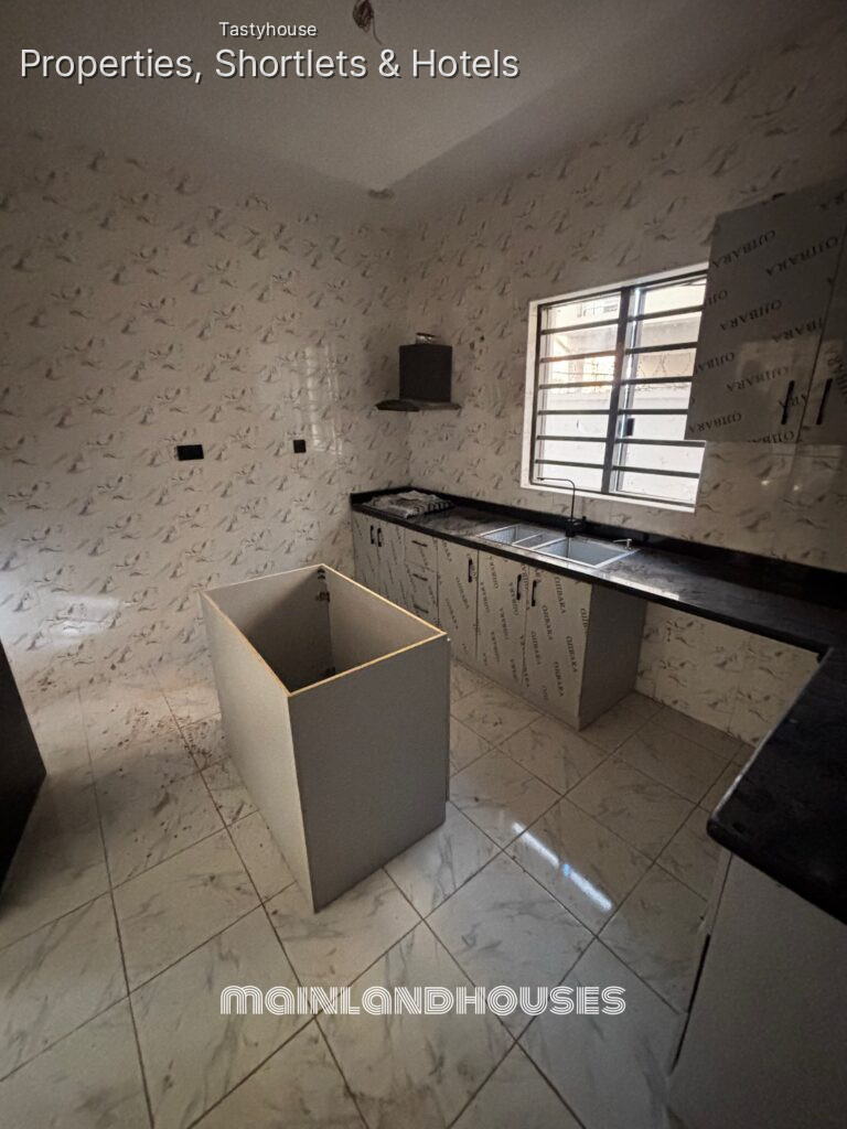 Four bedroom fully detached duplex