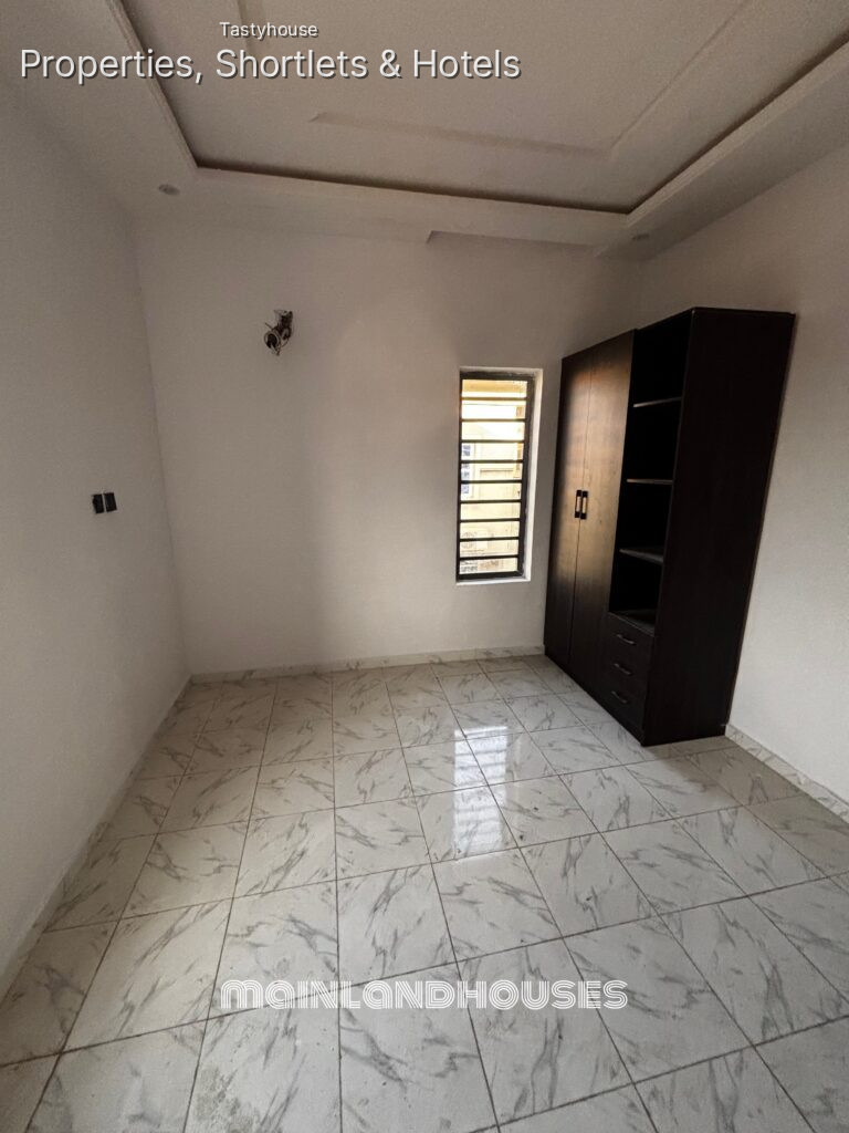 Four bedroom fully detached duplex