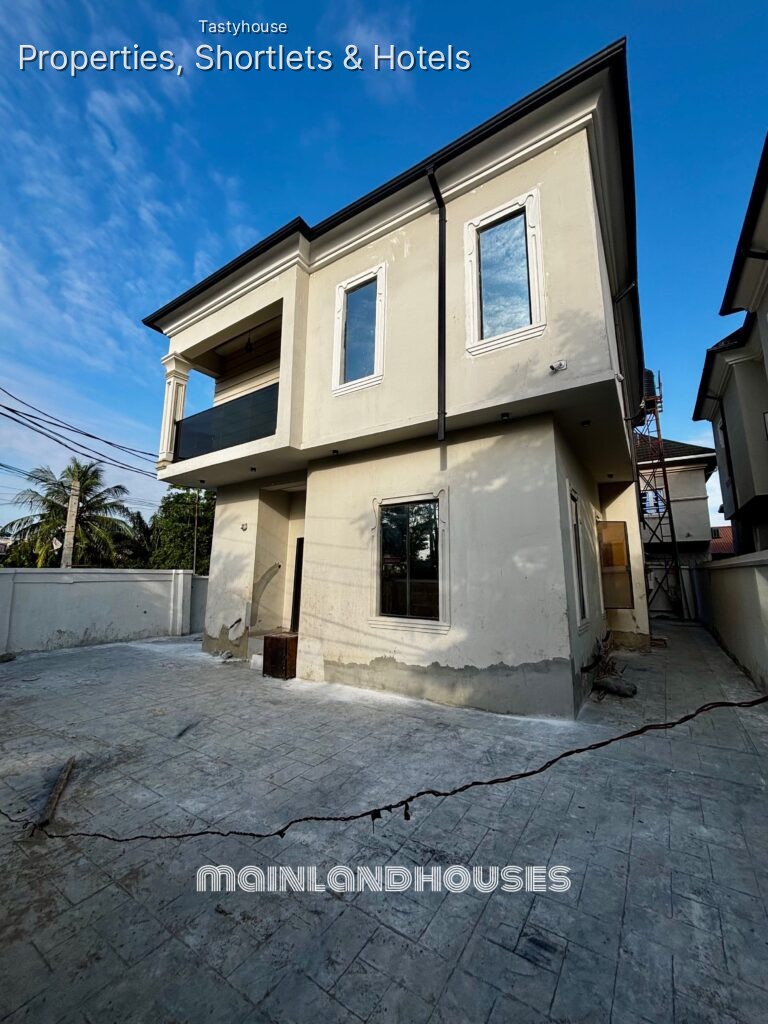 Four bedroom fully detached duplex