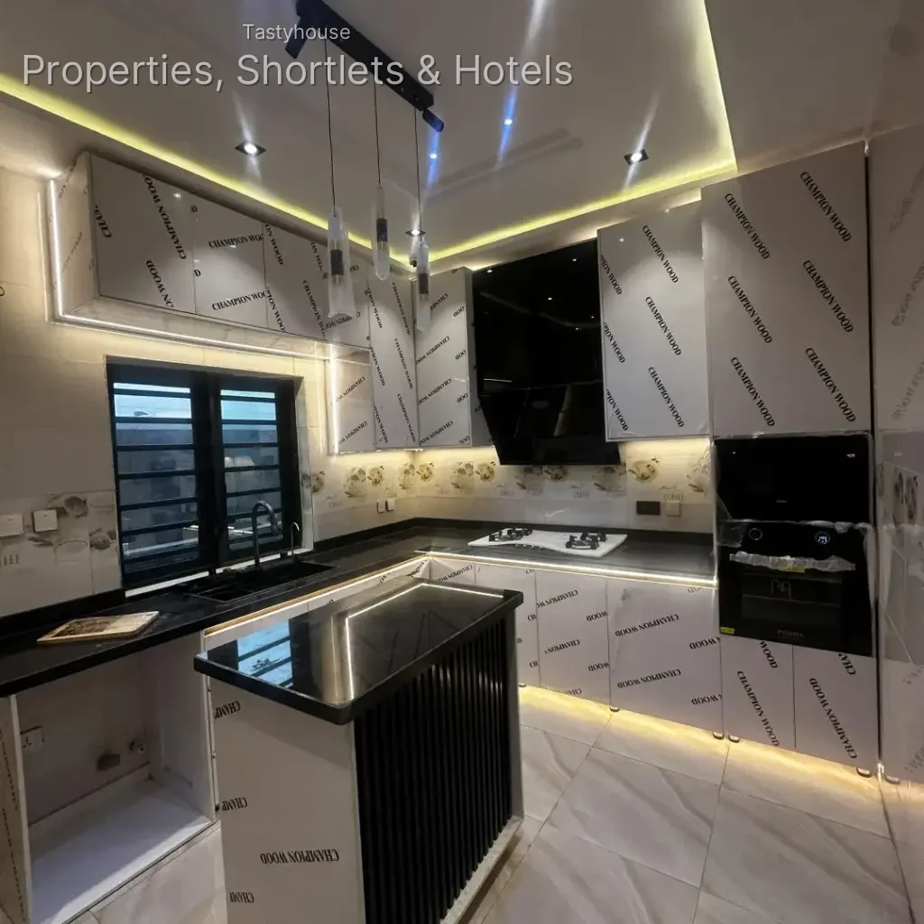 4 – BEDROOM FULLY DETACHED DUPLEXES+BQ