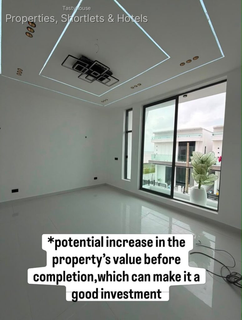 4 BEDROOM SEMI-DETACHED DUPLEX