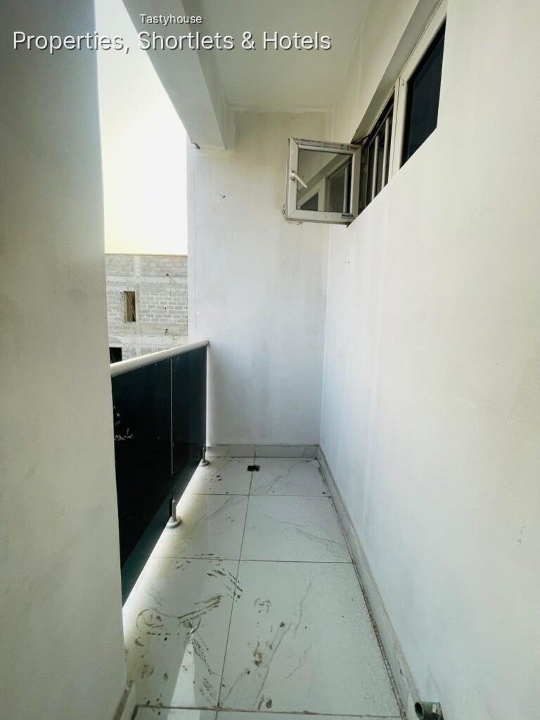 4 BEDROOM TERRACE DUPLEX PLUS BỌ IN A TRANQUIL