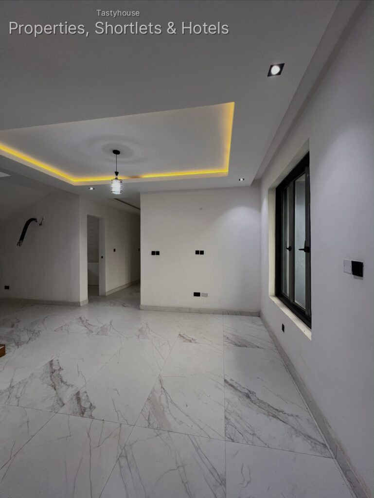 6 Bedroom Fully DetachedDuplex with Cinema, 2-Room BQ,