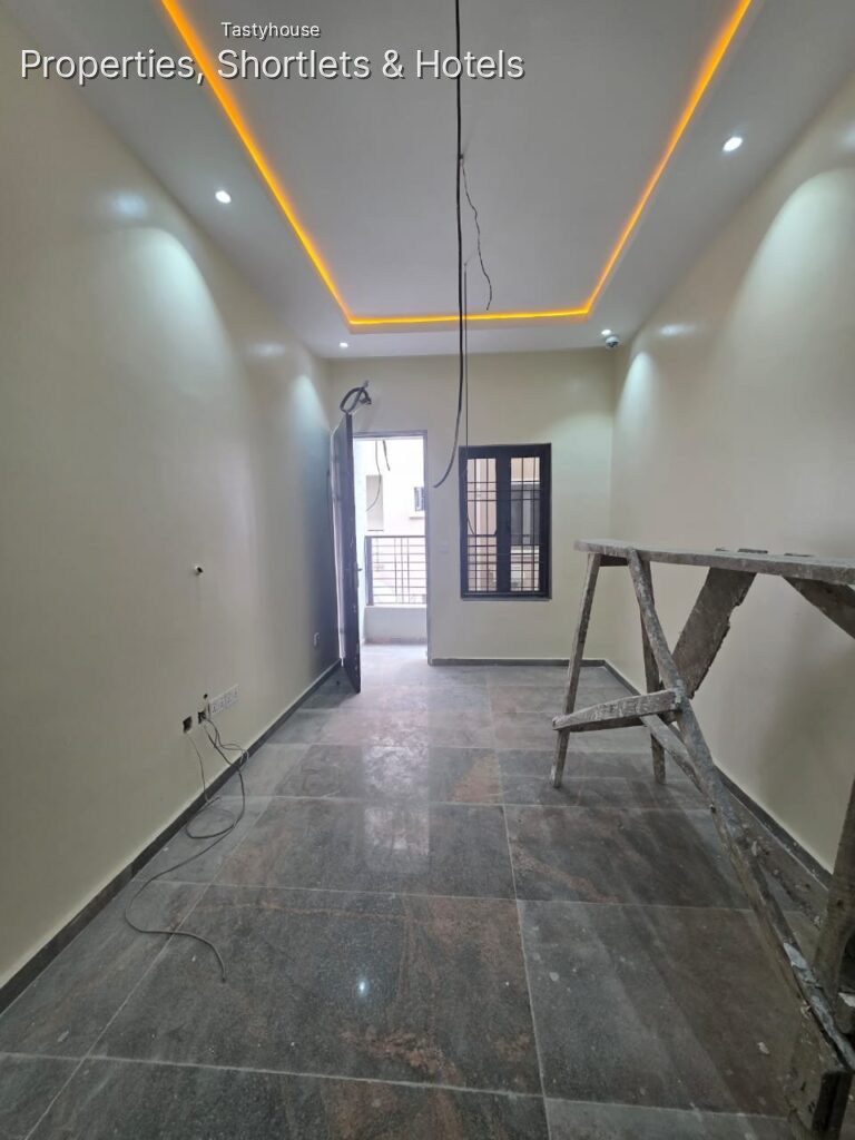 4 Bedroom Terrace Duplex With Bq
