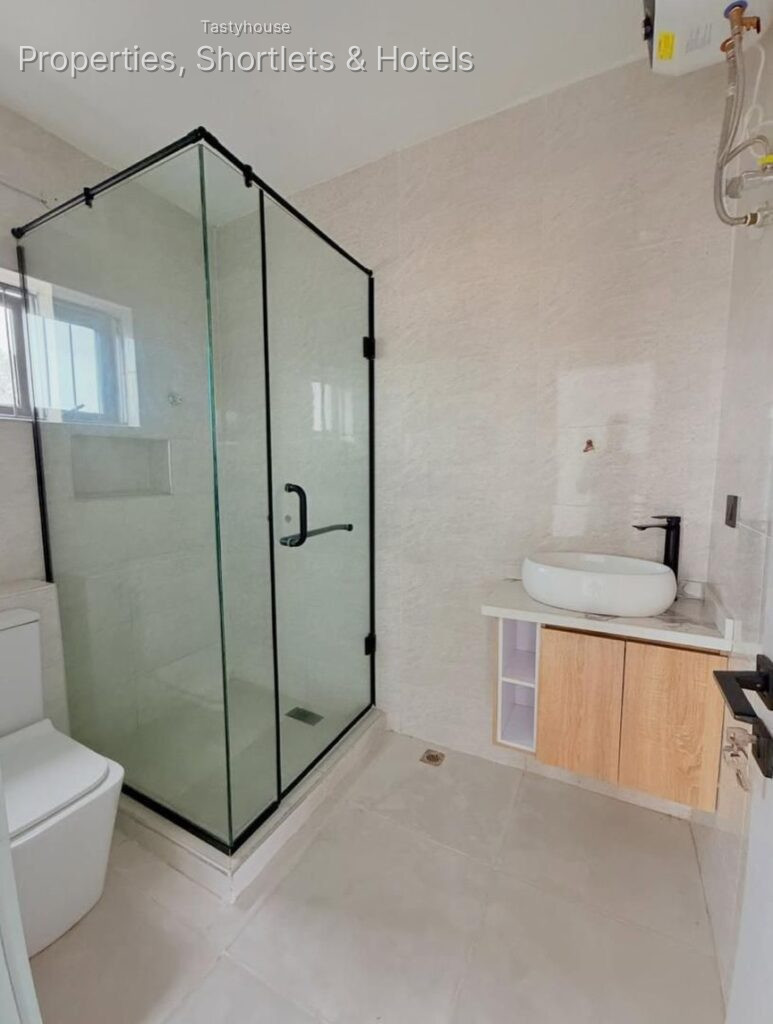 4 BEDROOM SELF COMPOUND TERRACE DUPLEX WITH BỌ