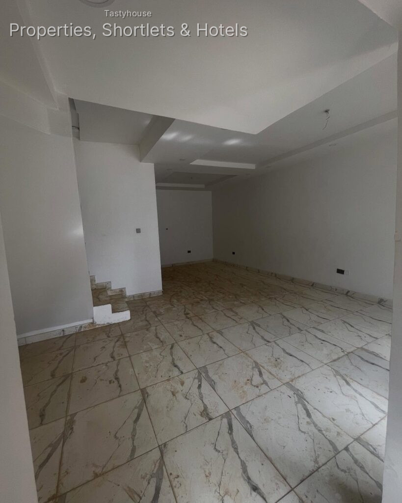 4 bedroom terrace duplex