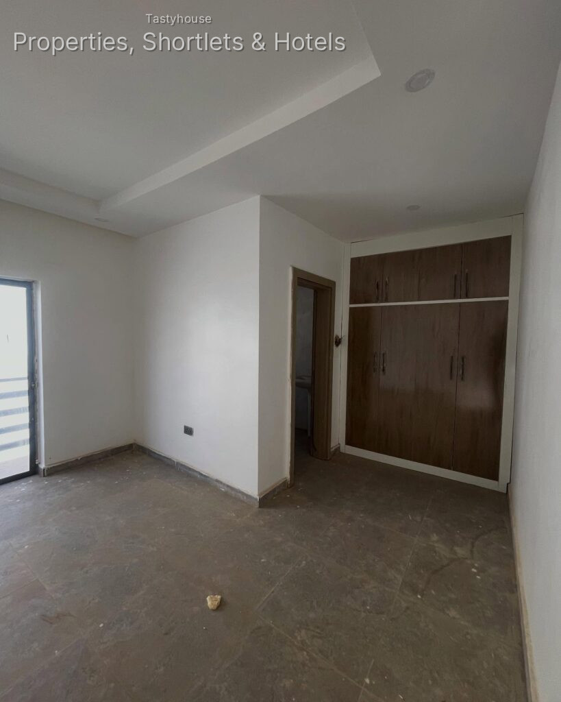 4 bedroom terrace duplex