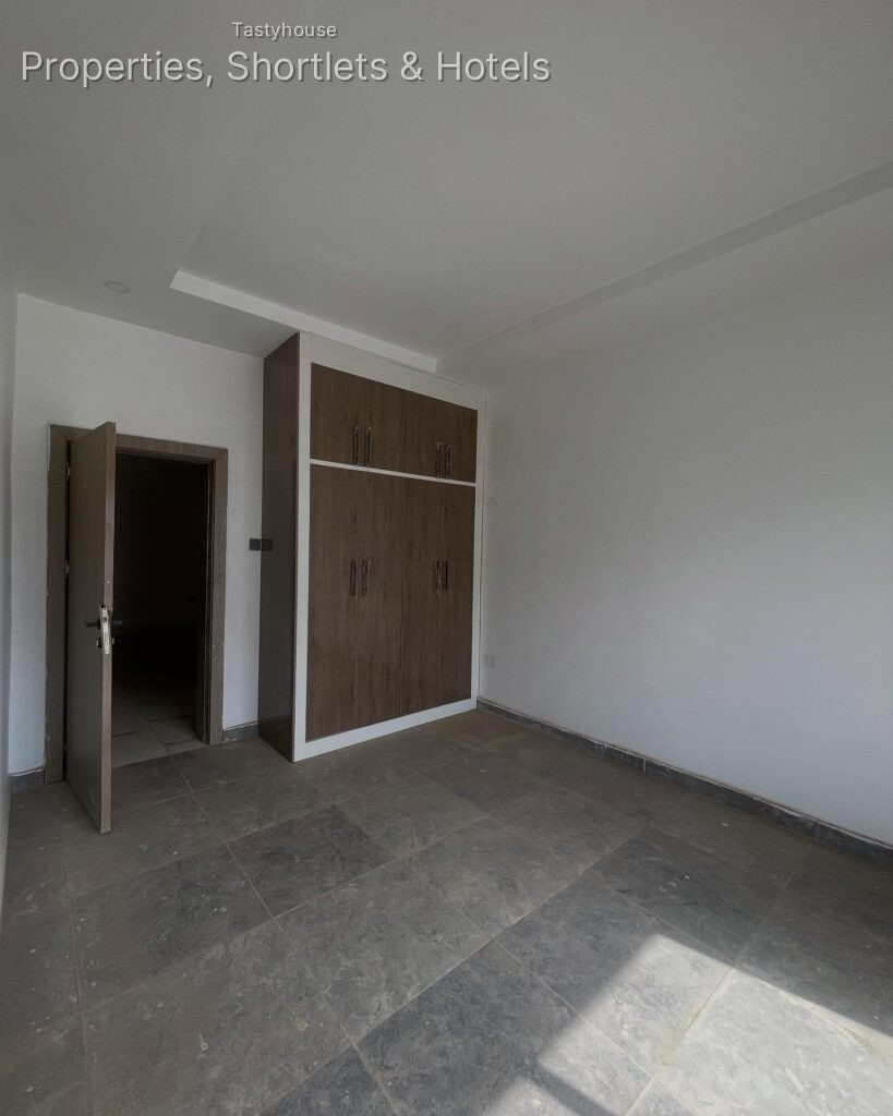 4 bedroom terrace duplex