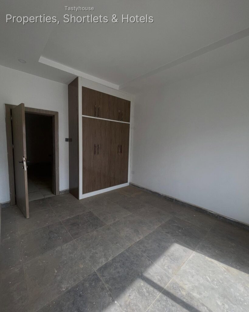 4 bedroom terrace duplex