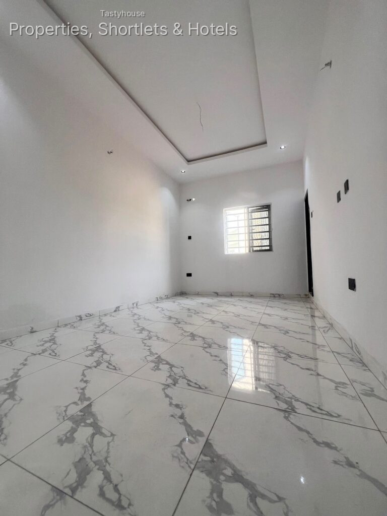 2 BEDROOM APARTMENTS
