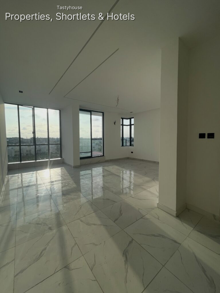 2 Bedroom flat
