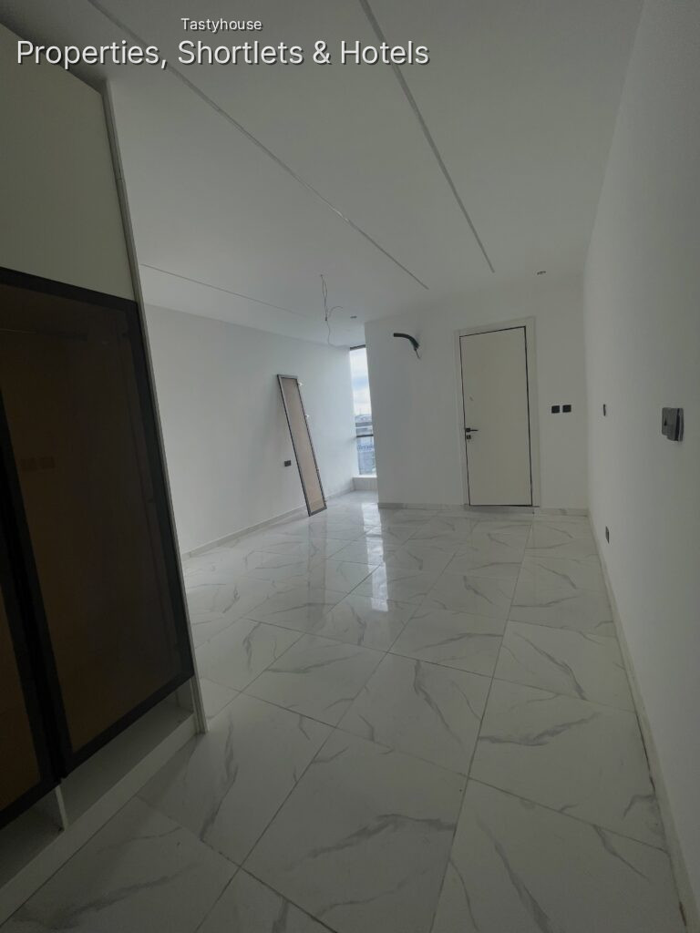 2 Bedroom flat